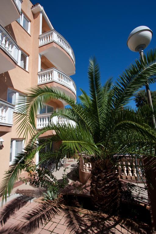 Apartments Canaria Pula Extérieur photo