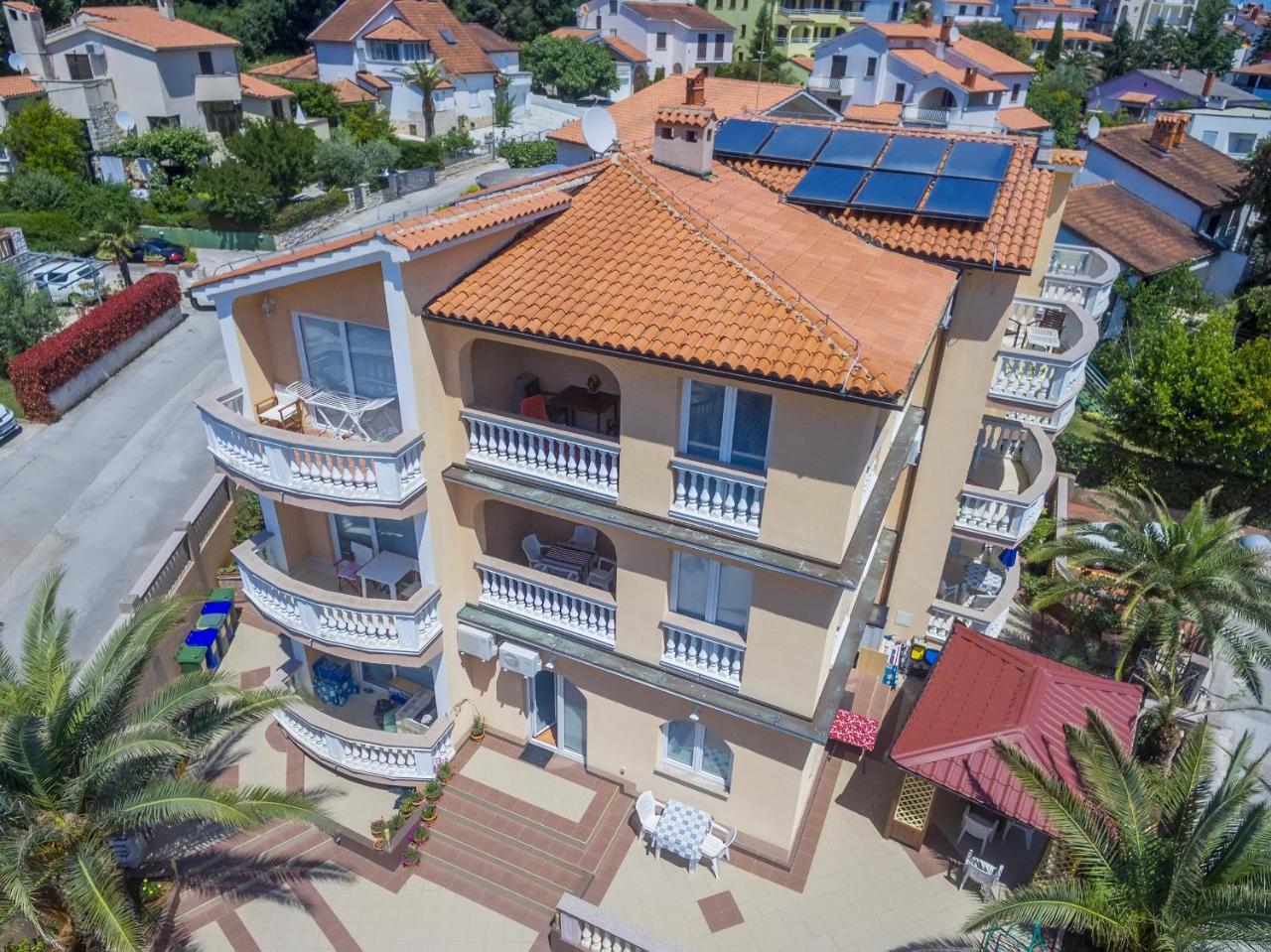 Apartments Canaria Pula Extérieur photo