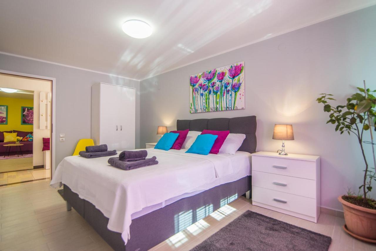 Apartments Canaria Pula Extérieur photo